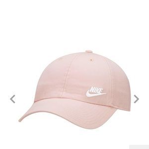 NWT Nike Women's Sportswear Heritage86 Hat